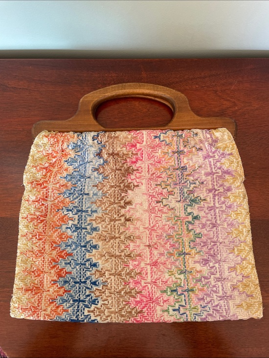 None Handbags - VNT Knitting Bag Multicolor  with Wooden Handle